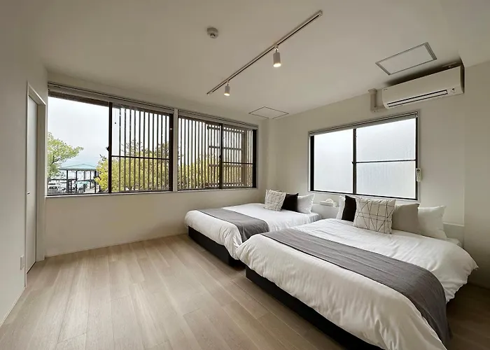 Bhotel Kaniwasou 201 2Br Apt, Near Itsukushima Shrine, For 12 Ppl