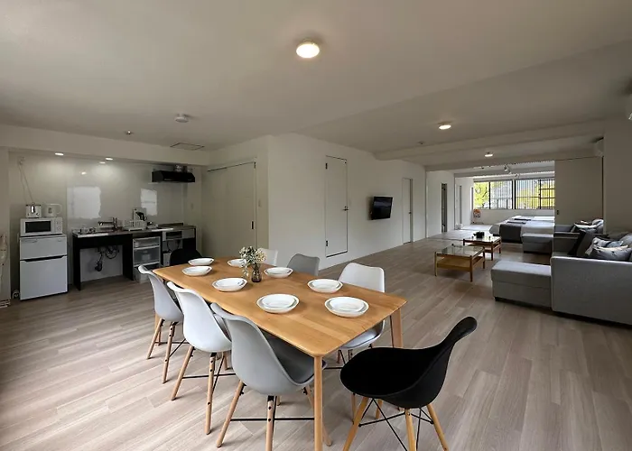 Bhotel Kaniwasou 201 2Br Apt, Near Itsukushima Shrine, For 12 Ppl