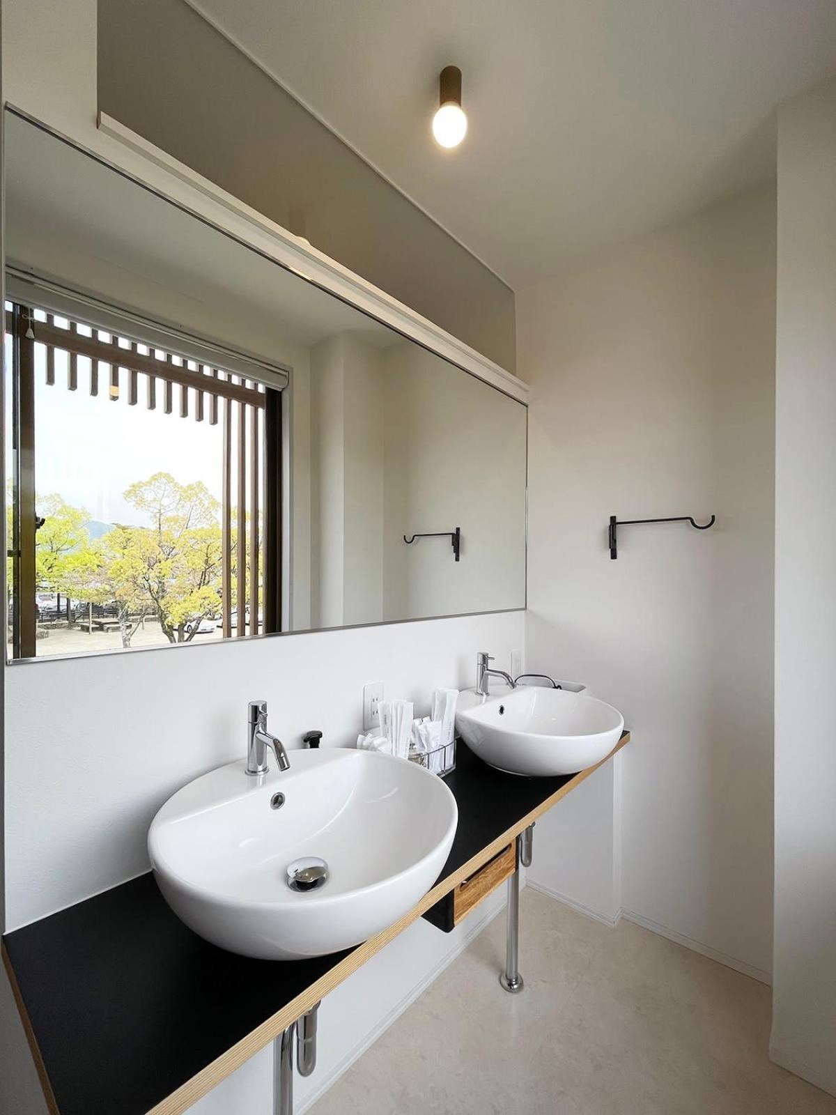 Bhotel Kaniwasou 201 2br Apt, Near Itsukushima Shrine, For 12 Ppl Hatsukaichi