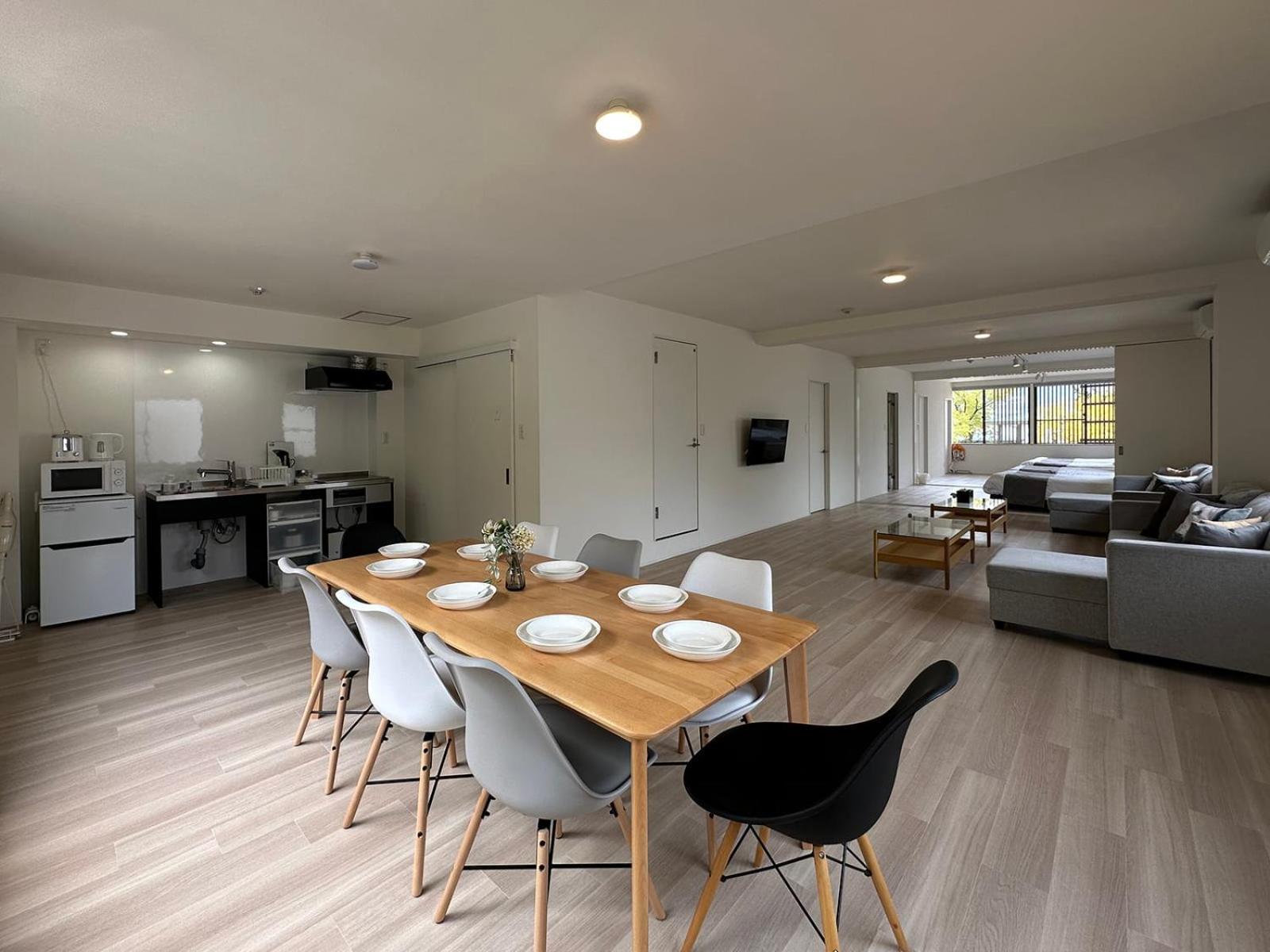 Apartment Bhotel Kaniwasou 201 2br Apt, Near Itsukushima Shrine, For 12 Ppl Hatsukaichi